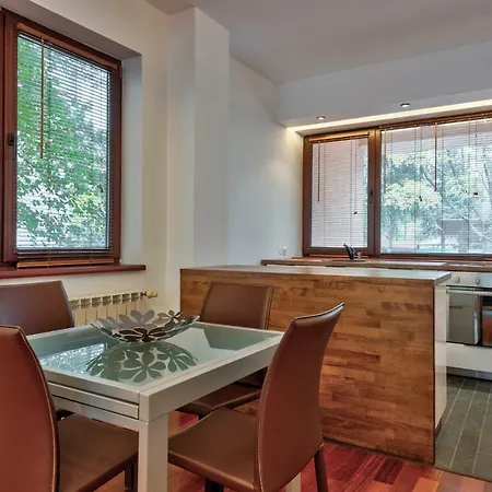 Apartamento Herastrau Park Bucarest